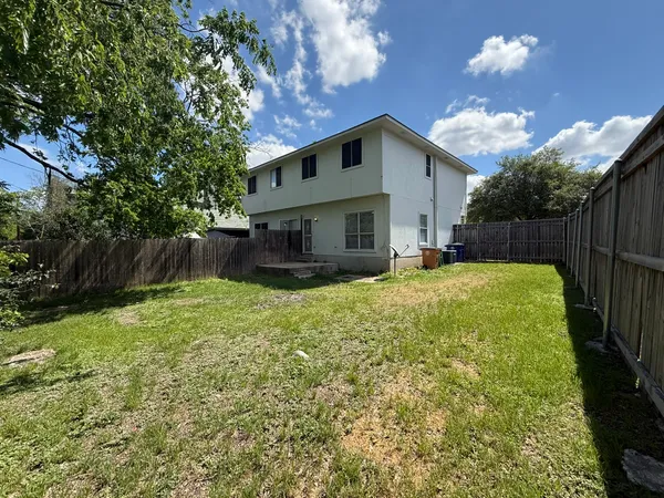 $1,795 | 6726 Windrift Way, Unit A, Austin, TX 78745