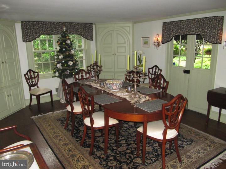 938 Brower Road Wayne, PA 19087 - Photo 5 of 19 Dining Room