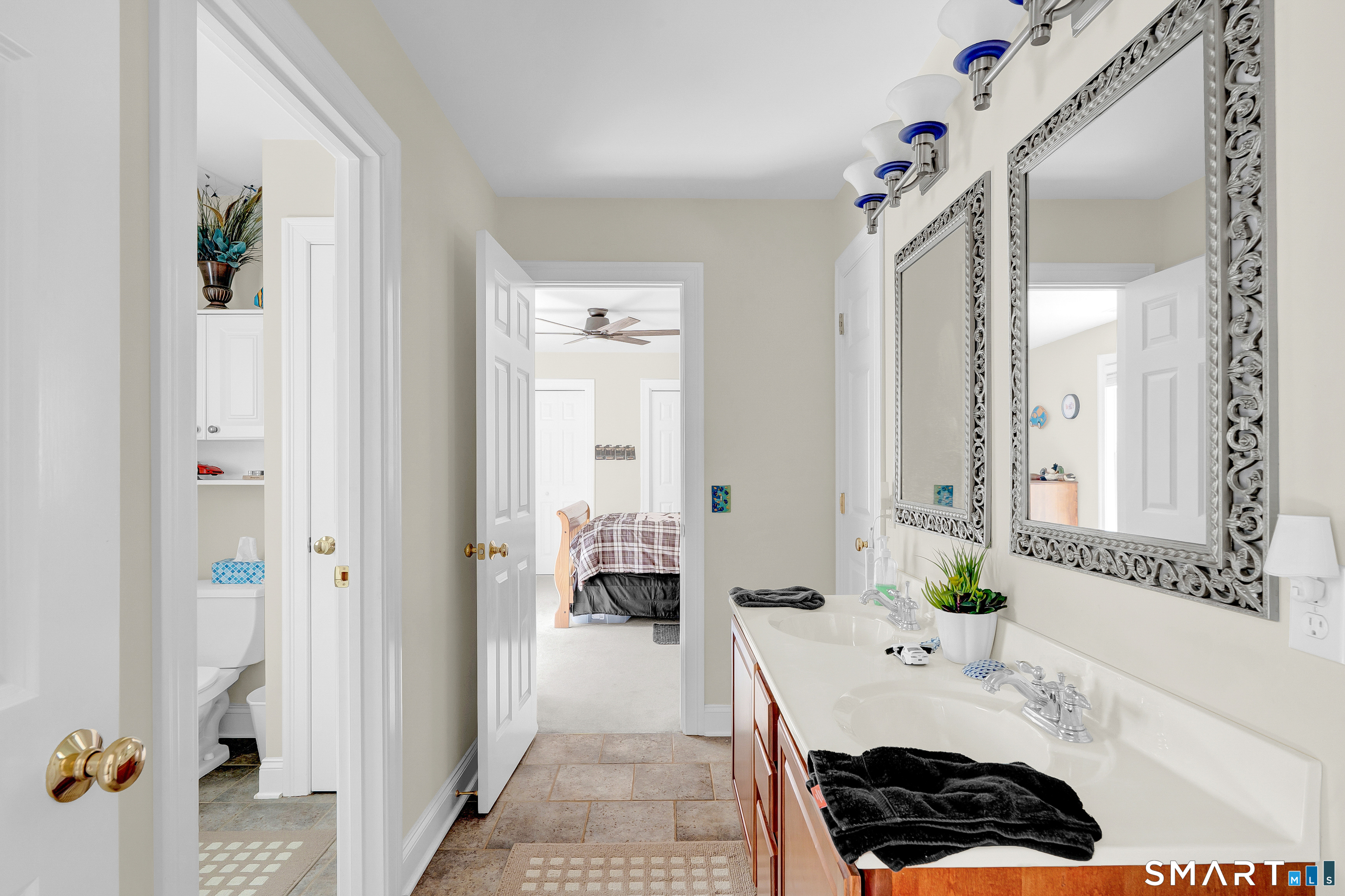 4 Bishop Road Oxford, CT 06478 - Photo 26 of 40