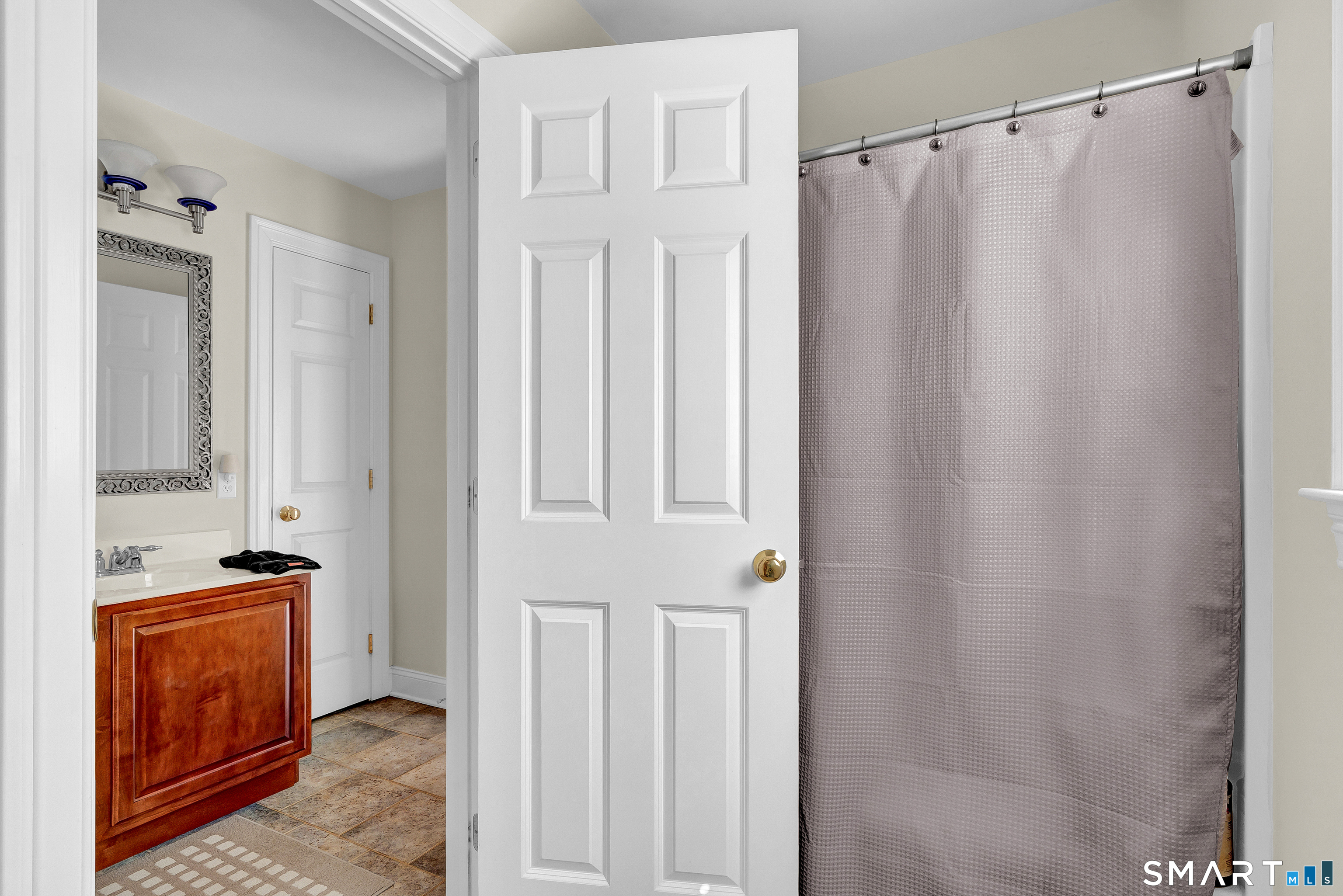 4 Bishop Road Oxford, CT 06478 - Photo 27 of 40