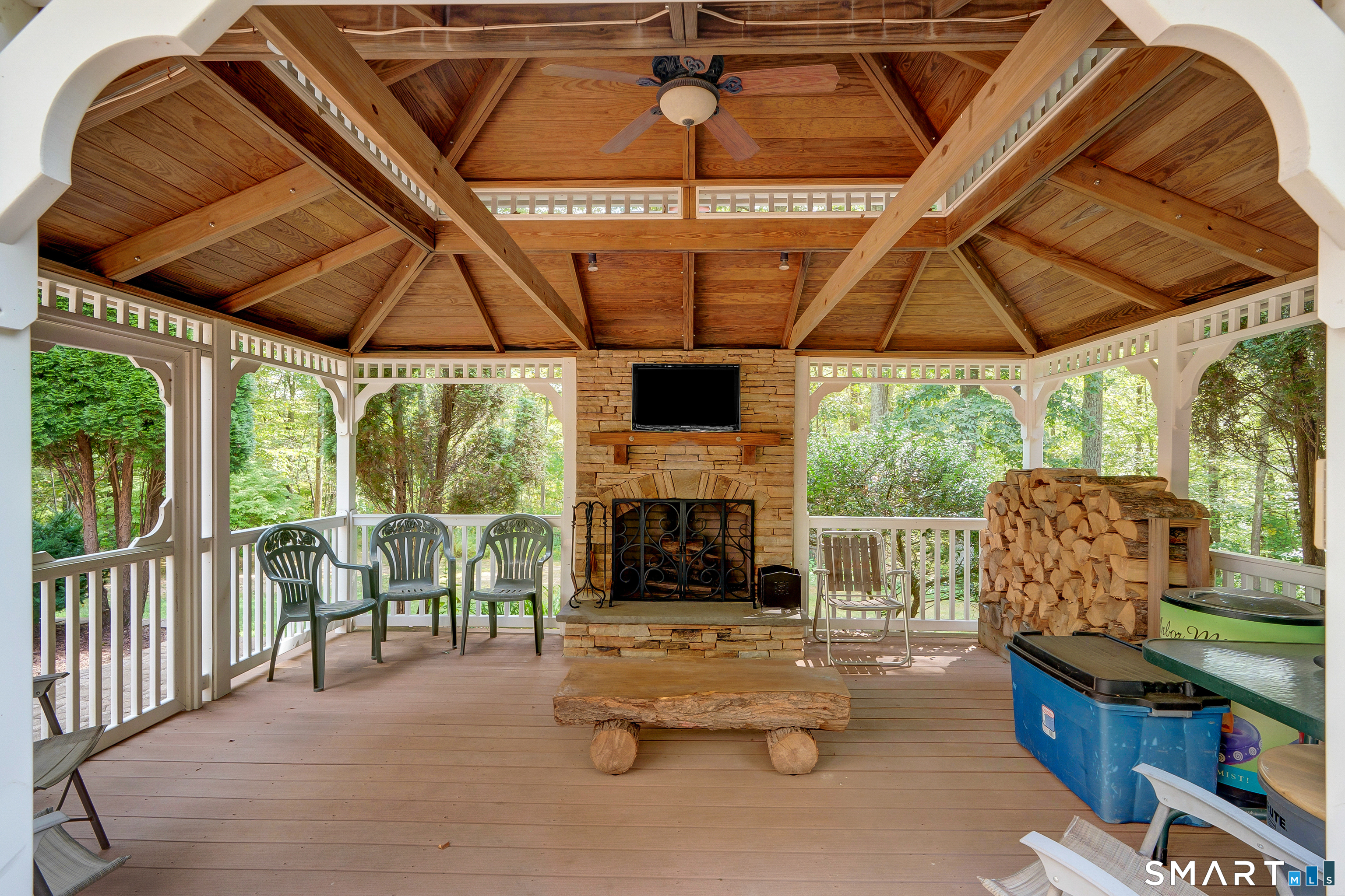 4 Bishop Road Oxford, CT 06478 - Photo 37 of 40