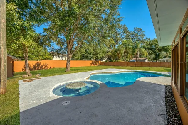 $524,000 | 2206 Wallwood Place, Brandon, FL 33510