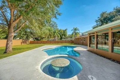 $524,000 | 2206 Wallwood Place, Brandon, FL 33510