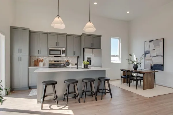 $362,045 | 6860 32nd Street South, Fargo, ND 58104