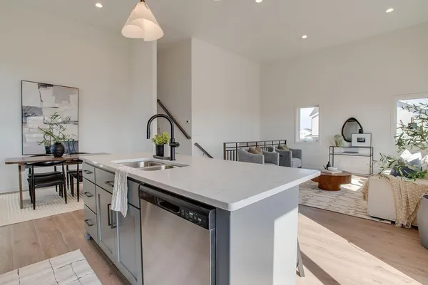 $362,045 | 6860 32nd Street South, Fargo, ND 58104