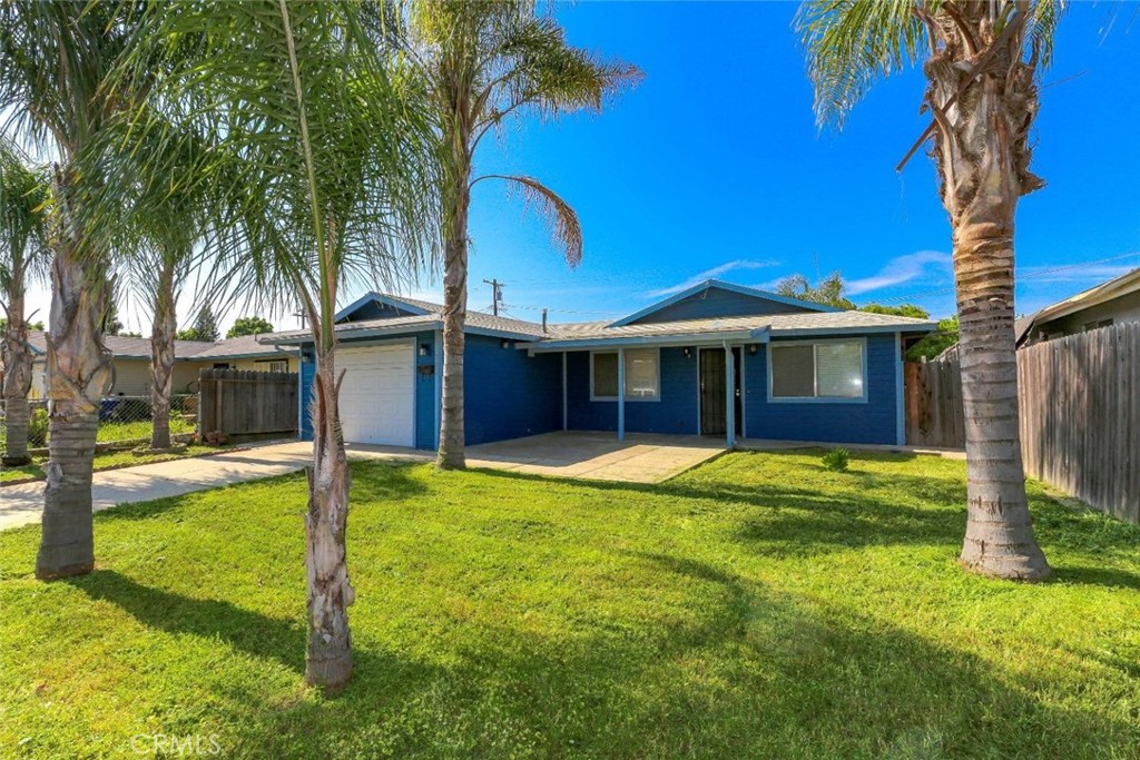 268 East 10th Street Merced, CA 95341 - Photo 3 of 30