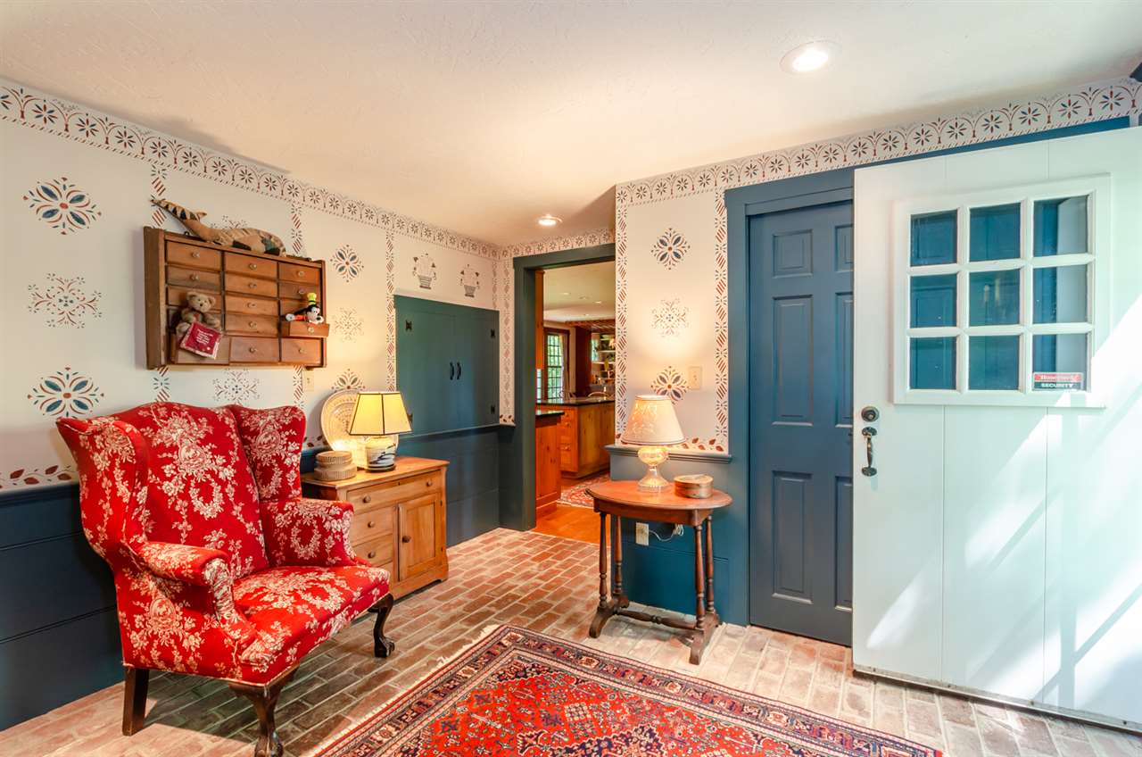 161 North Pepperell Road Hollis, NH 03049 - Photo 14 of 35 Gallery Image 14