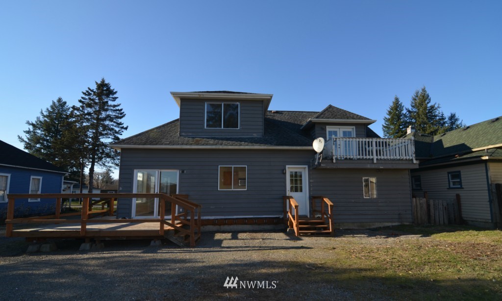 404 3rd Street Sultan, WA 98294 - Photo 3 of 19 Gallery Image 3