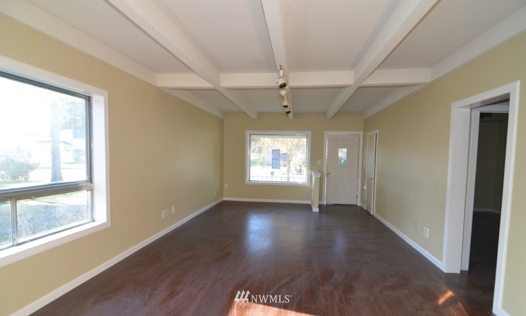 404 3rd Street Sultan, WA 98294 - Photo 5 of 19 Gallery Image 5