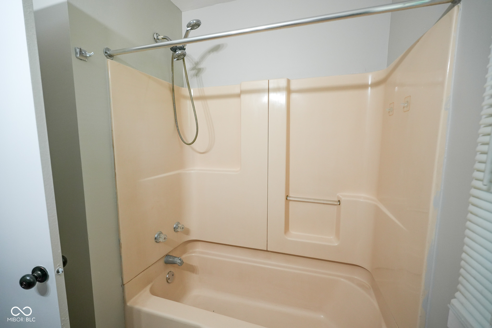 6309 Ratliff Road Indianapolis, IN 46113 - Photo 11 of 20 Gallery Image 11