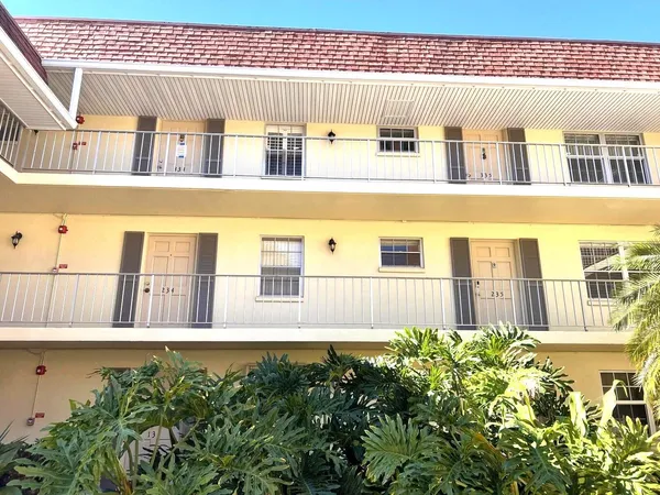 $224,900 | 5580 Tamberlane Circle, Unit 235, Palm Beach Gardens, FL 33418