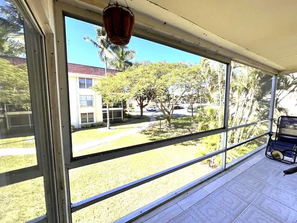 $224,900 | 5580 Tamberlane Circle, Unit 235, Palm Beach Gardens, FL 33418
