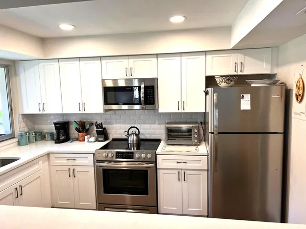 $224,900 | 5580 Tamberlane Circle, Unit 235, Palm Beach Gardens, FL 33418