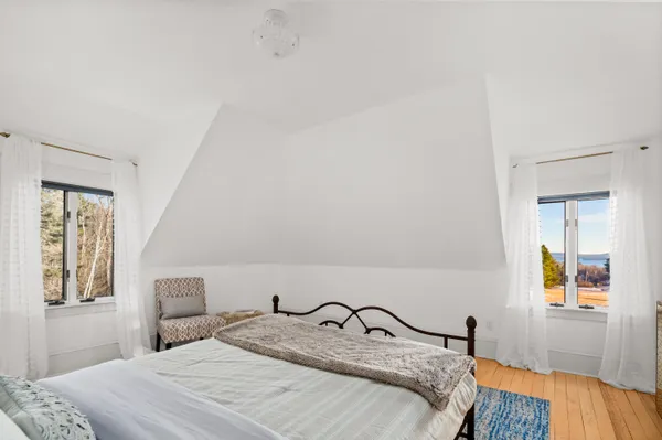 $950,000 | 26 Old Searsport Avenue, Belfast, ME 04915