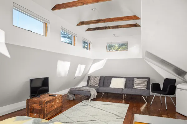 $950,000 | 26 Old Searsport Avenue, Belfast, ME 04915