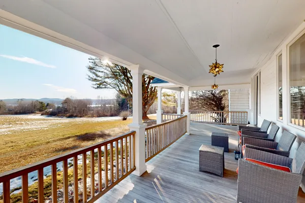 $950,000 | 26 Old Searsport Avenue, Belfast, ME 04915