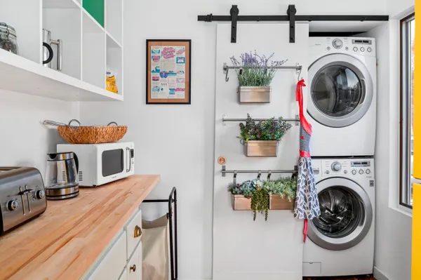 $950,000 | 26 Old Searsport Avenue, Belfast, ME 04915