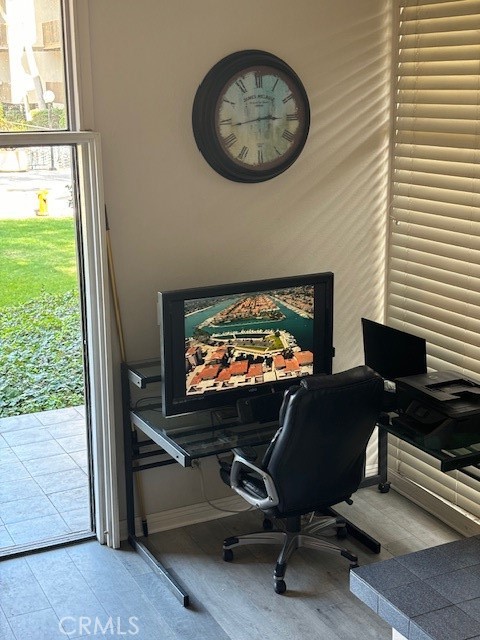 8103 Marina Pacifica Drive North Long Beach, CA 90803 - Photo 19 of 19 Office nook