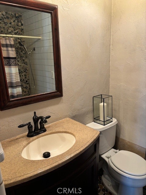 8103 Marina Pacifica Drive North Long Beach, CA 90803 - Photo 8 of 19 Bathroom