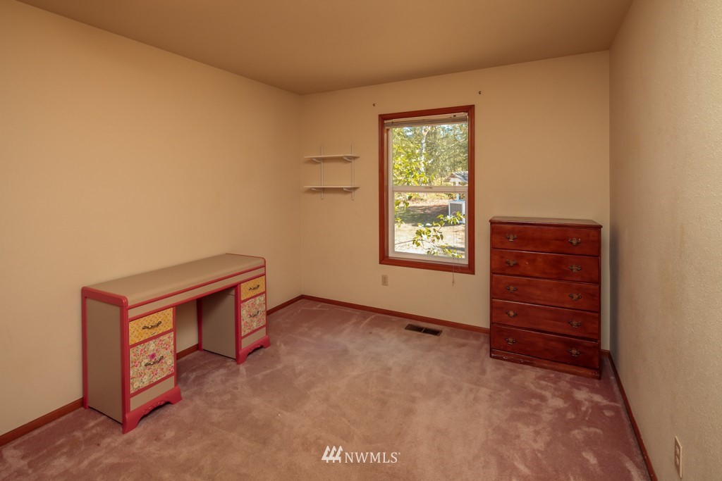 3050 Eberly Road Bellingham, WA 98226 - Photo 15 of 25