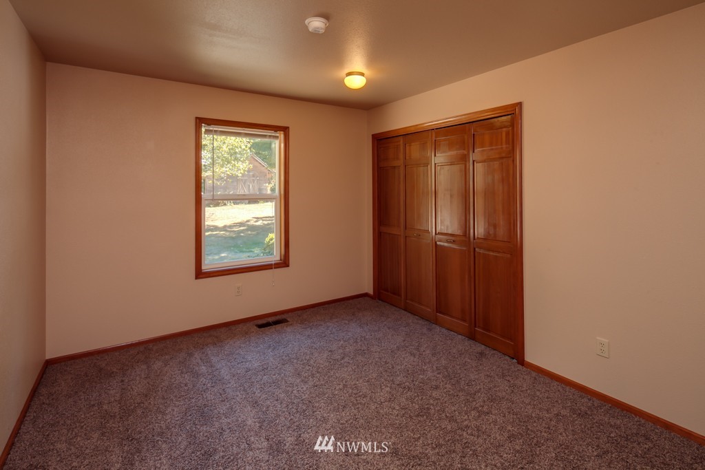 3050 Eberly Road Bellingham, WA 98226 - Photo 17 of 25