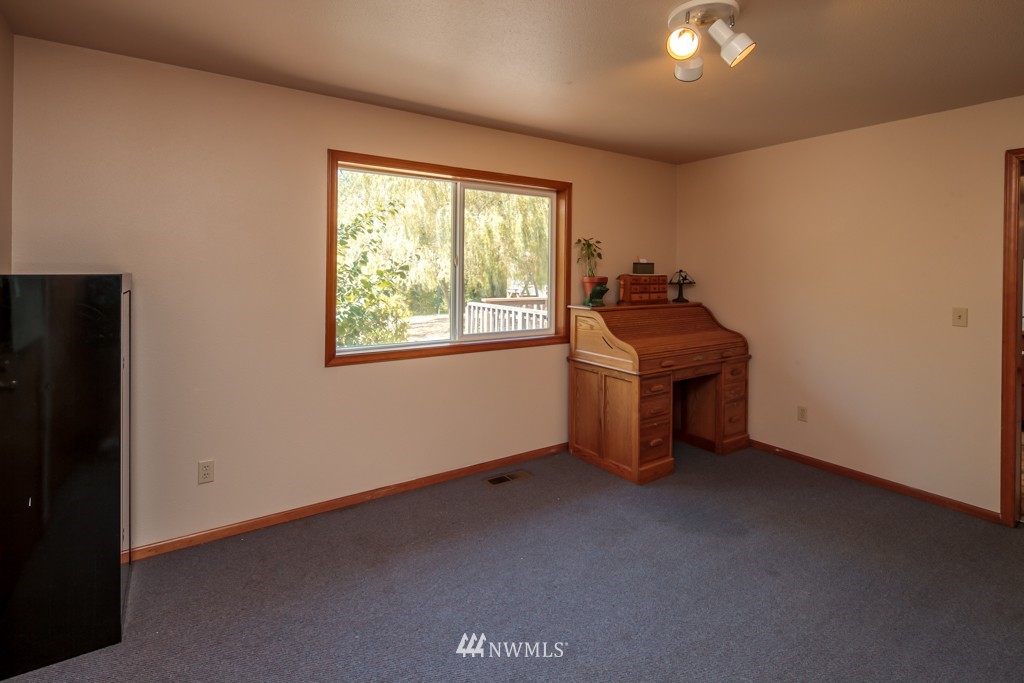 3050 Eberly Road Bellingham, WA 98226 - Photo 21 of 25