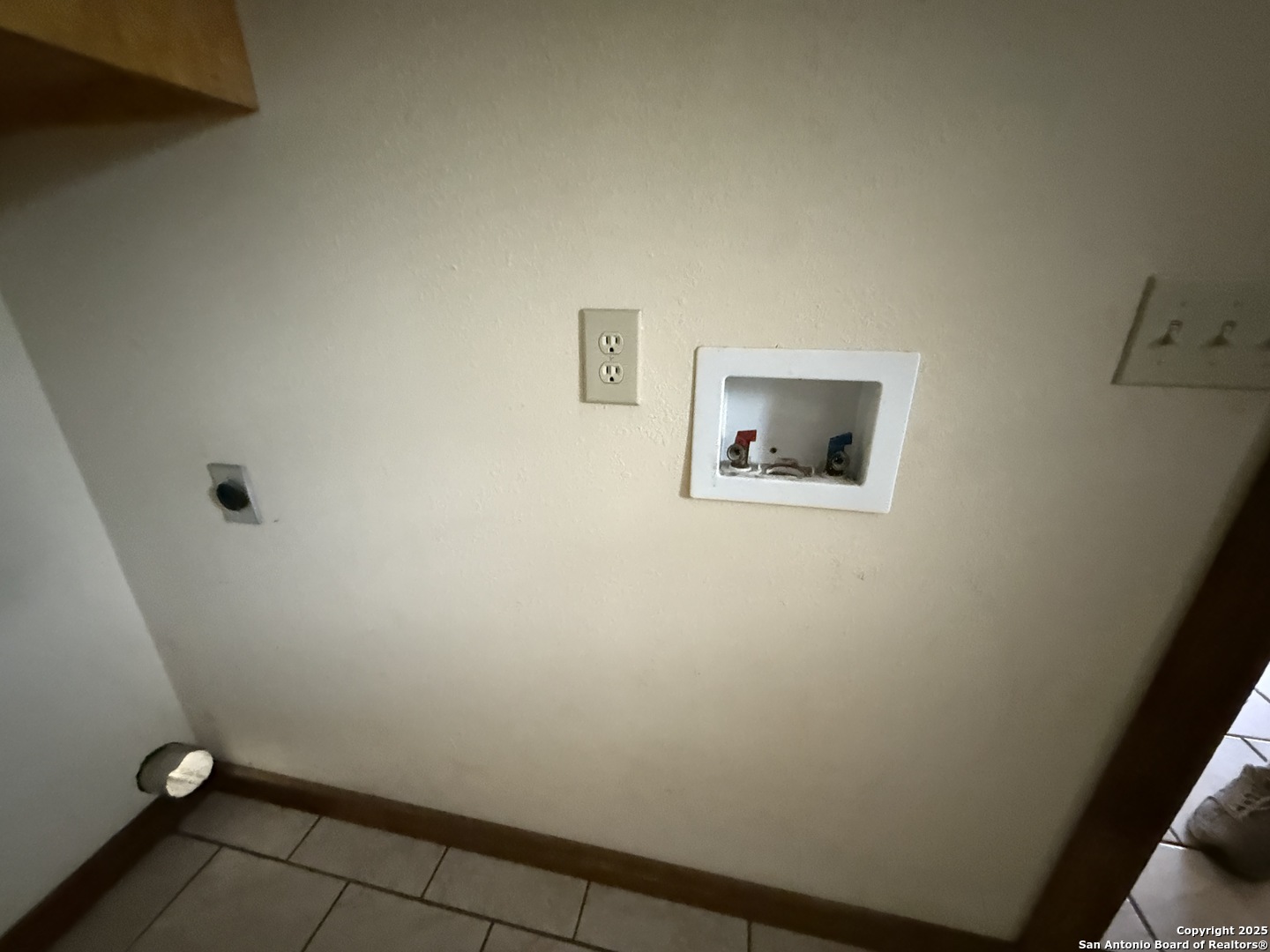 13338 Interstate 35 Moore, TX 78057 - Photo 16 of 37 a view of a small space