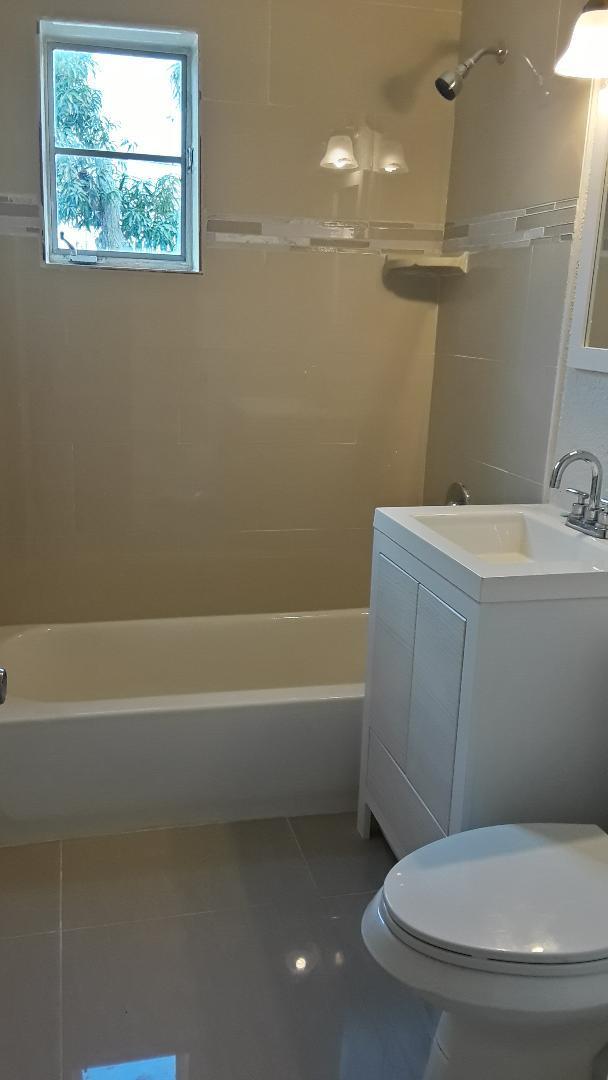 825 West 3rd Street Riviera Beach, FL 33404 - Photo 12 of 29 THE BATHROOM