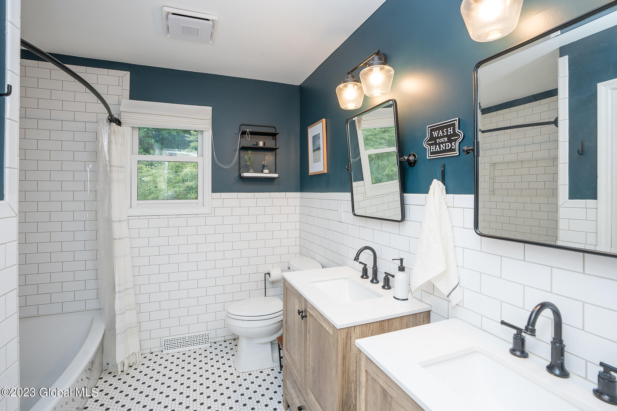 26 Chrisken Drive Bethlehem, NY 12077 - Photo 7 of 50 088-26-Chrisken-Dr