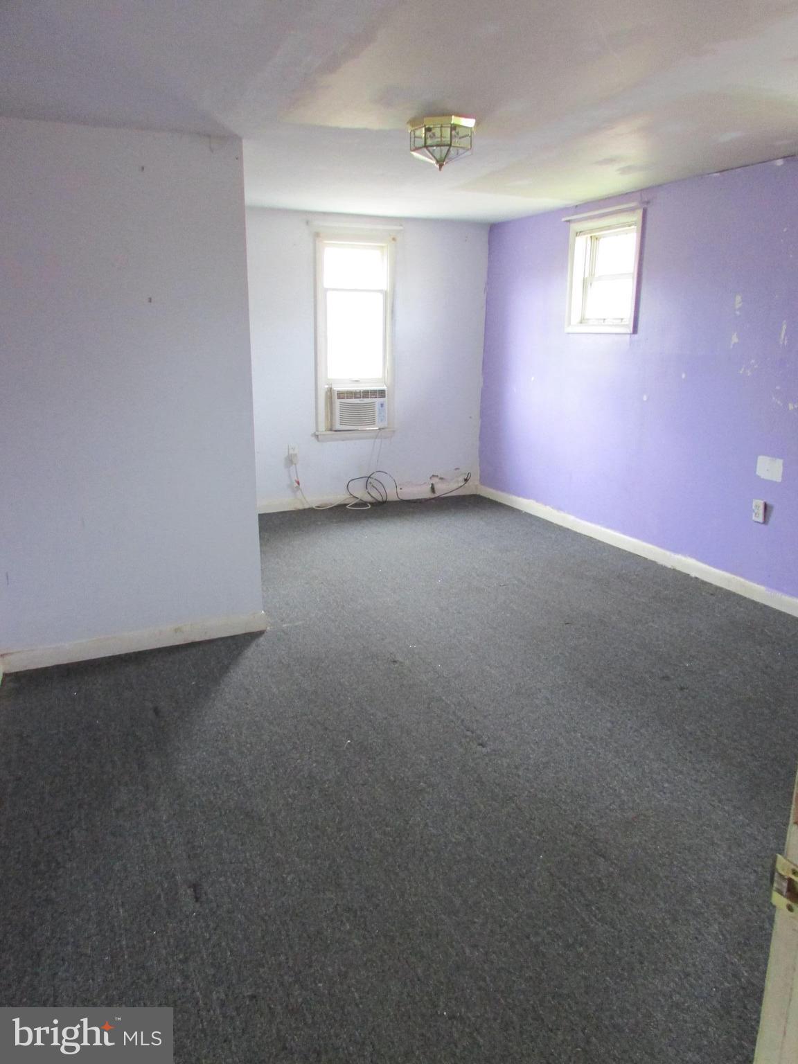13050 Oakland Road Ridgely, MD 21660 - Photo 10 of 13 Large Bedrooms throughout the home