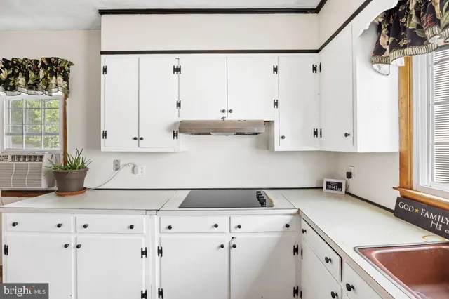 $389,000 | 4071 Kabletown Road, Charles Town, WV 25414