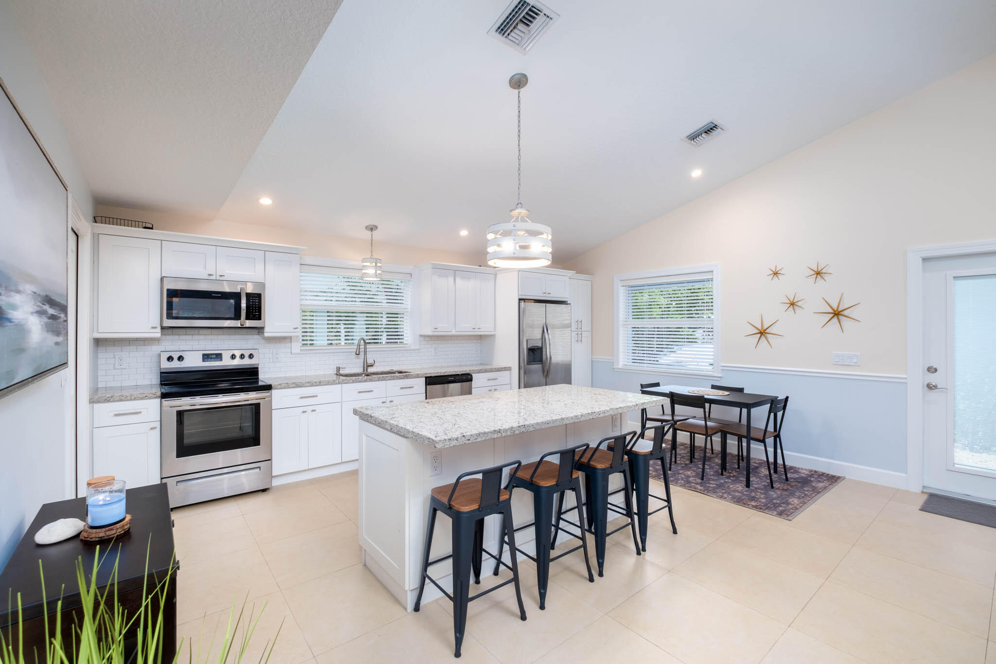 453 Lime Drive Key Largo, FL 33037 - Photo 8 of 28 kitchen