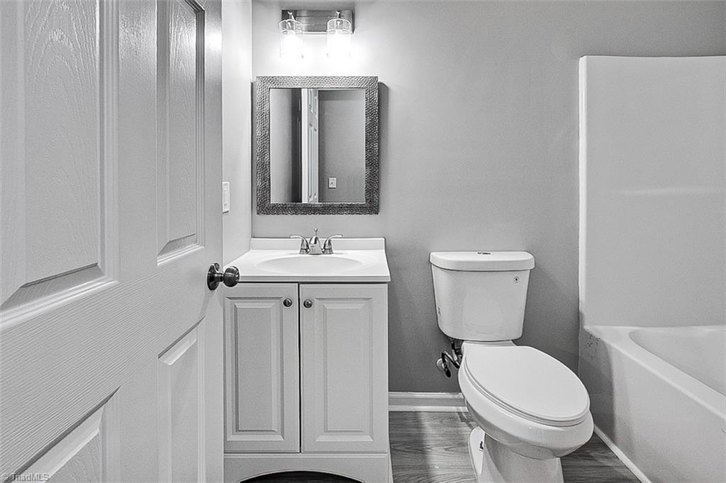 213 Paramount Street High Point, NC 27260 - Photo 21 of 26 Gallery Image 21