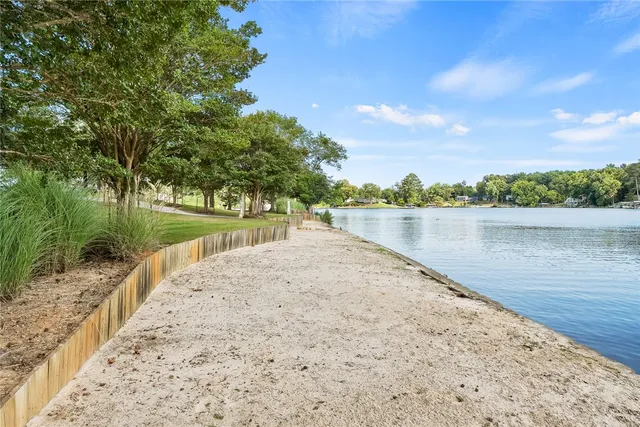 $139,900 | 103 Free Bridge Court, Hodges, SC 29653