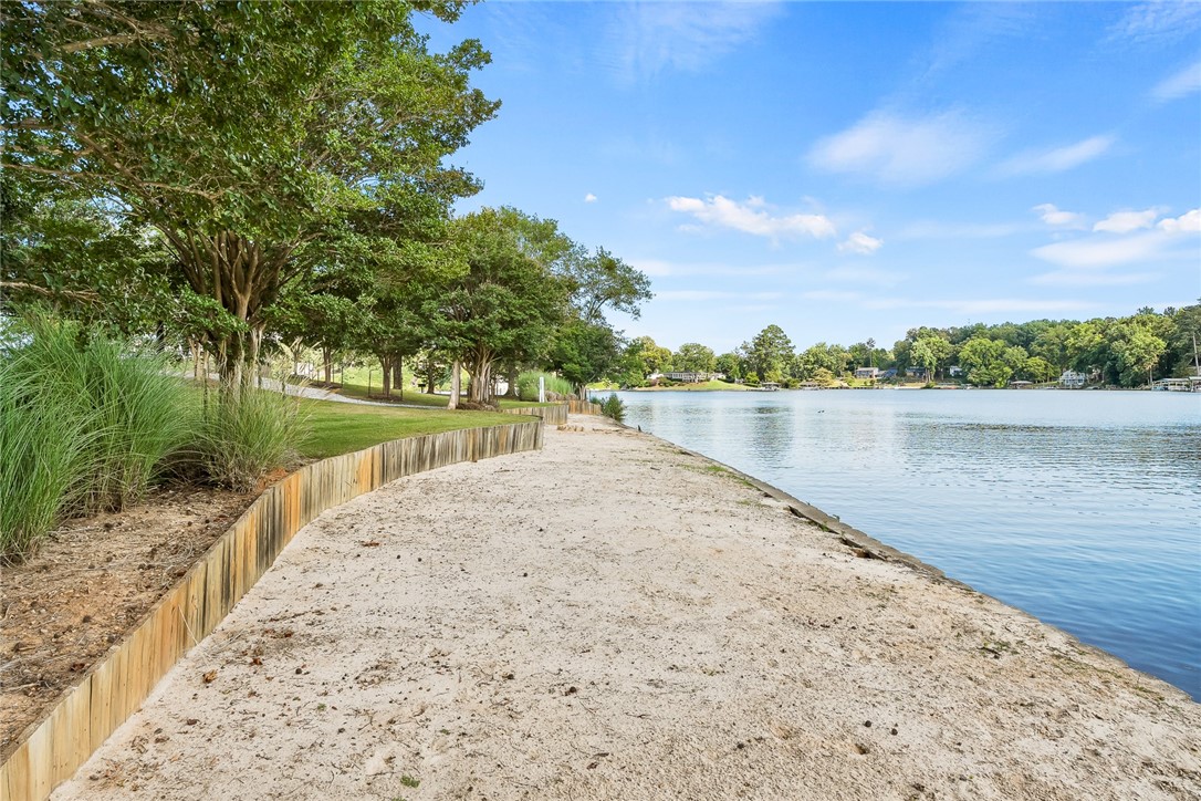 103 Free Bridge Court Hodges, SC 29653 - Photo 17 of 20 Community Shoreline