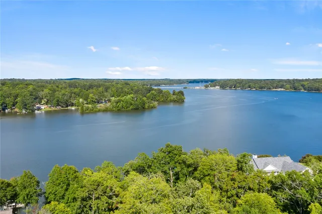 $139,900 | 103 Free Bridge Court, Hodges, SC 29653