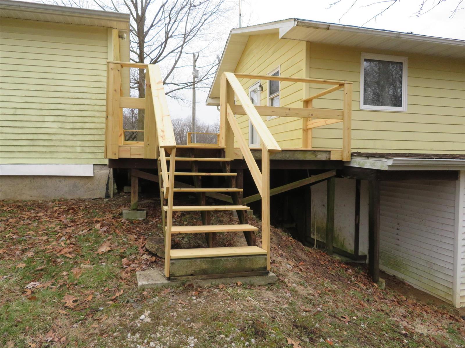 1205 Old Ripley Road Sorento, IL 62086 - Photo 12 of 53