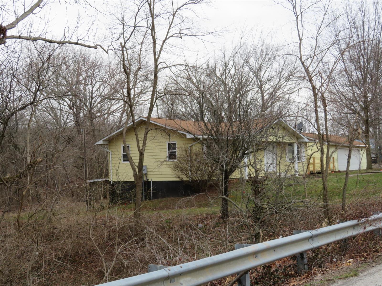1205 Old Ripley Road Sorento, IL 62086 - Photo 3 of 53