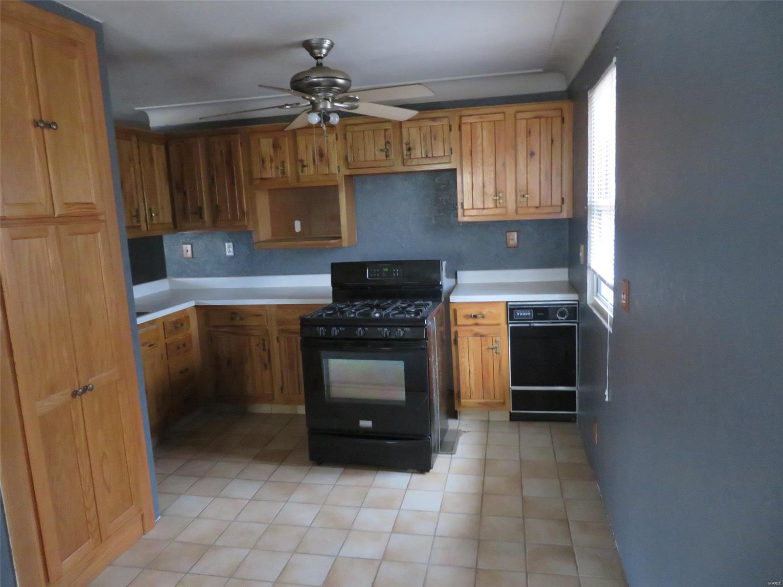1205 Old Ripley Road Sorento, IL 62086 - Photo 21 of 53