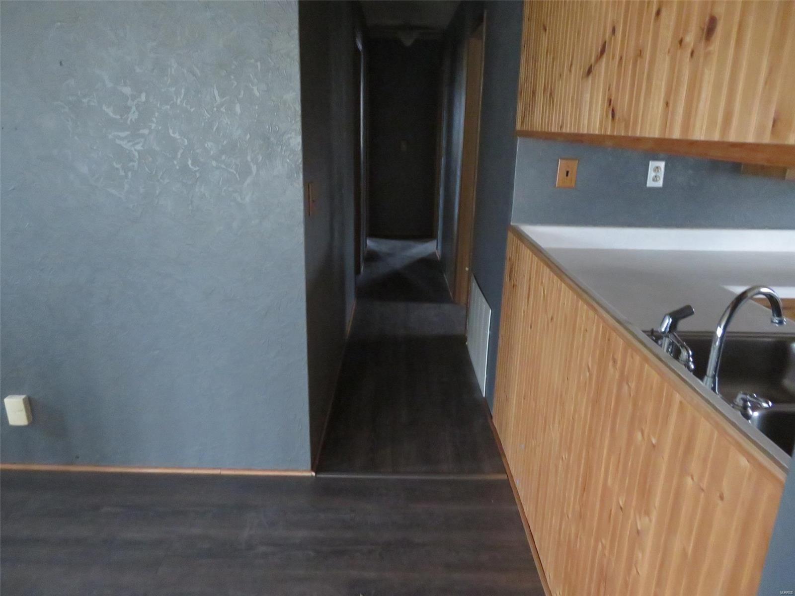 1205 Old Ripley Road Sorento, IL 62086 - Photo 24 of 53