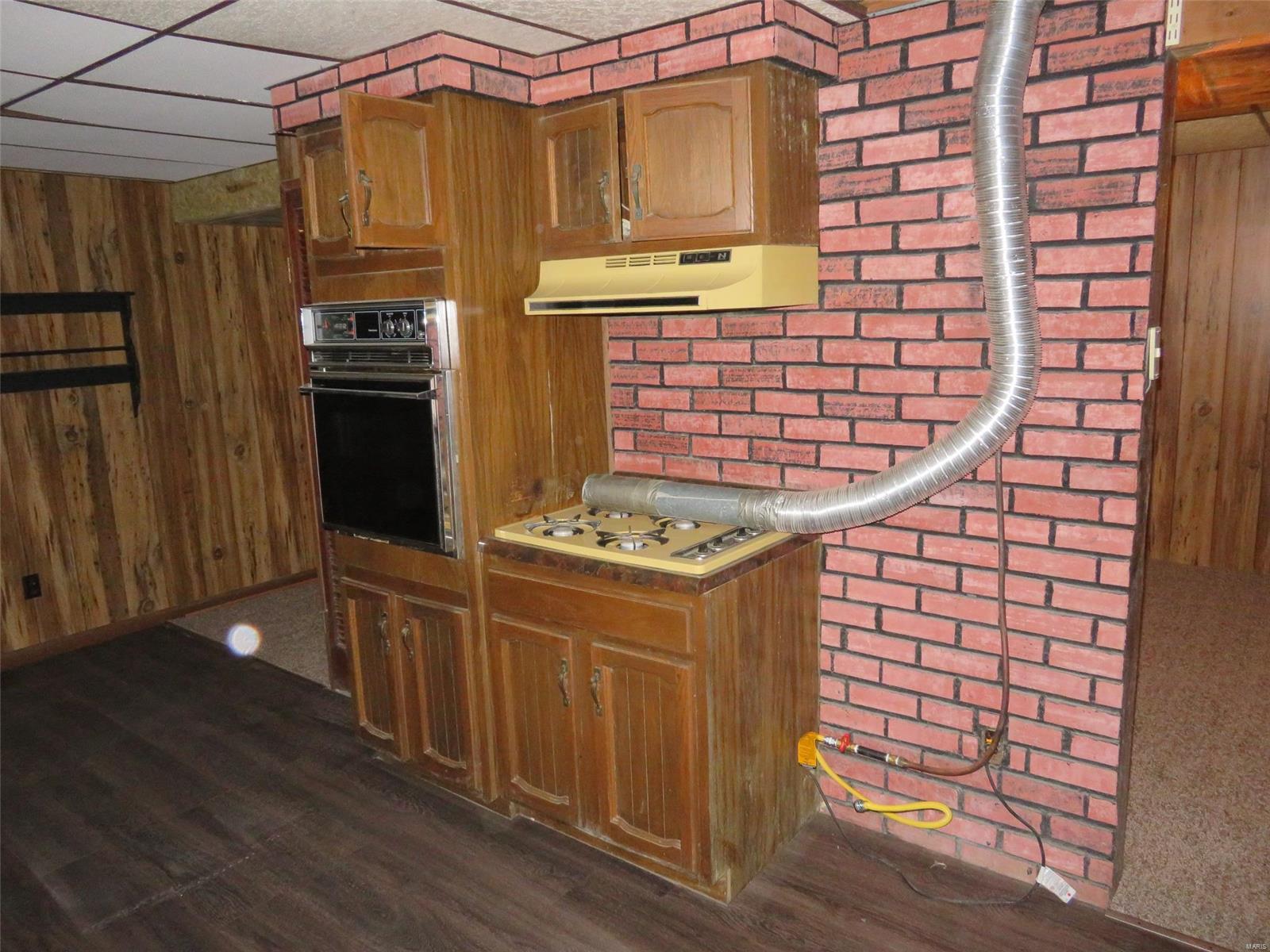 1205 Old Ripley Road Sorento, IL 62086 - Photo 44 of 53