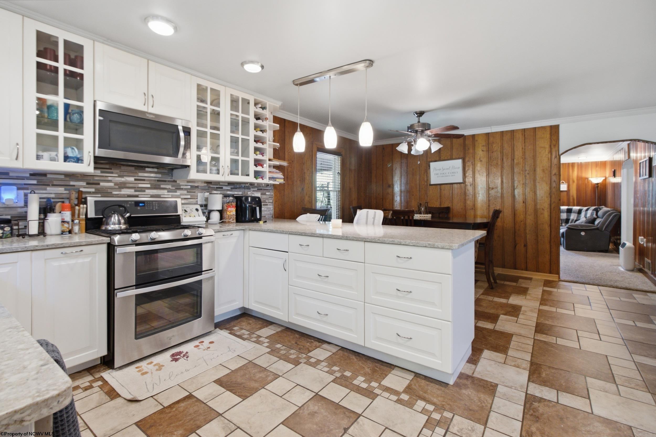 1726 Davisson Run Road Clarksburg, WV 26301 - Photo 5 of 34 Gallery Image 5