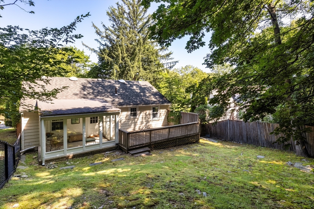 45 Cragmore Road Newton, MA 02464 - Photo 12 of 13 Gallery Image 12
