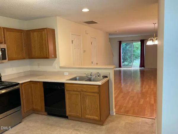 $2,025 | 107 Higher Learning Drive, Durham, NC 27713
