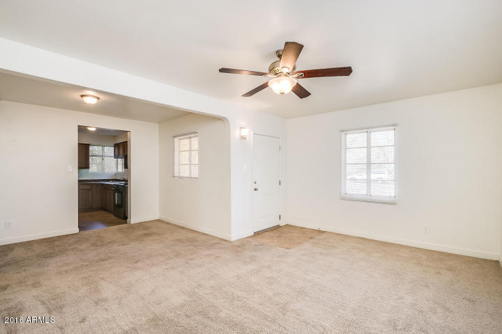 1725 East Coronado Road Phoenix, AZ 85006 - Photo 3 of 13 20151002182137030043000000-o