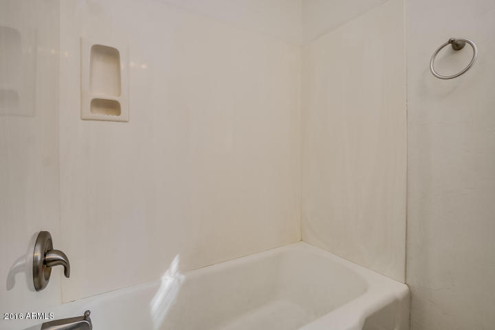 1725 East Coronado Road Phoenix, AZ 85006 - Photo 7 of 13 20151002182226483034000000-o