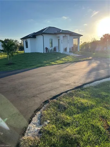 $949,000 | 2594 43rd Avenue Northeast, Naples, FL 34120