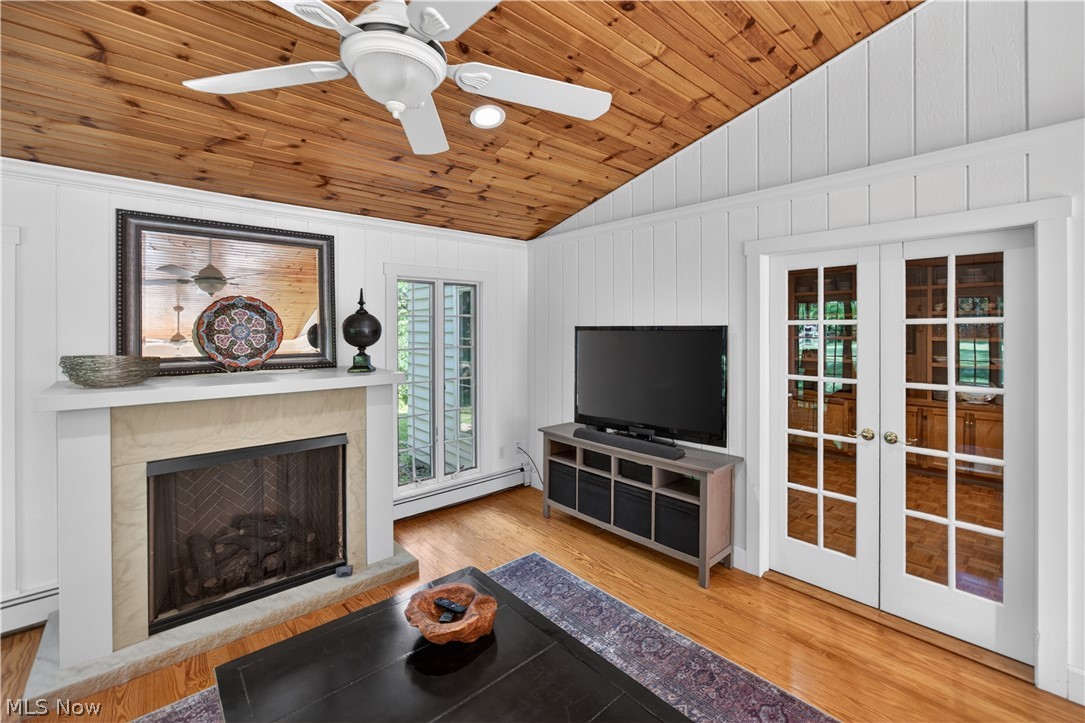 2069 Middleton Road Hudson, OH 44236 - Photo 8 of 42 The Great Room