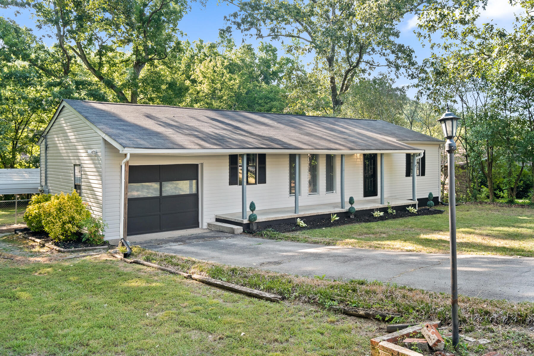 4506 Eldridge Road Hixson, TN 37343 - Photo 3 of 28 Eldridge (22 of 28)