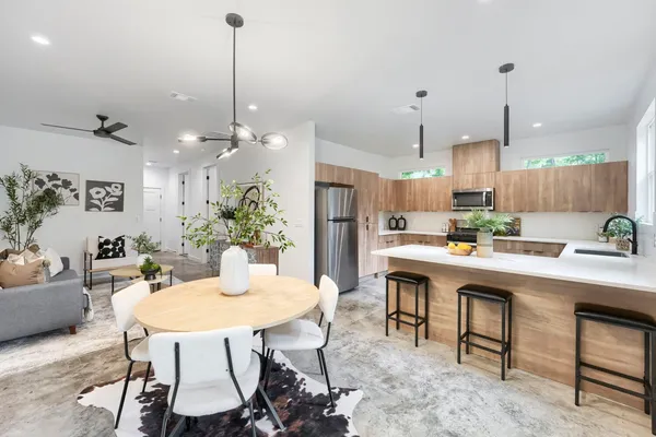 $3,350 | 4805 Sara Drive, Unit A, Austin, TX 78721